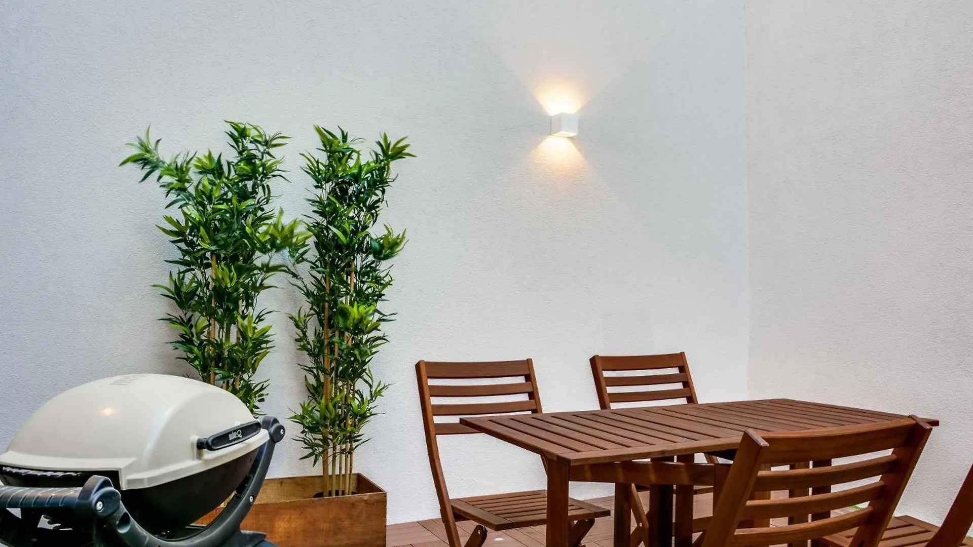 Sweett - Brune Apartment Paris
